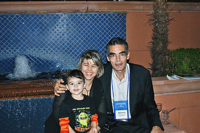 DSC03830.JPG - Dr. Giovanni Lupo (right) with his wife and son