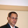 Dr. Stewart Bagatell speaks to attendees during his lecture 